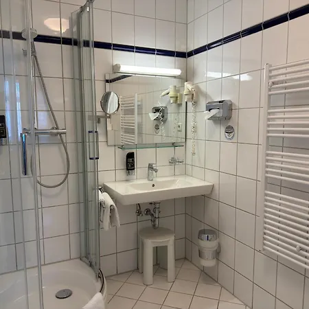 ホテル Strandhotel Sonnenburg Ostseebad Kühlungsborn