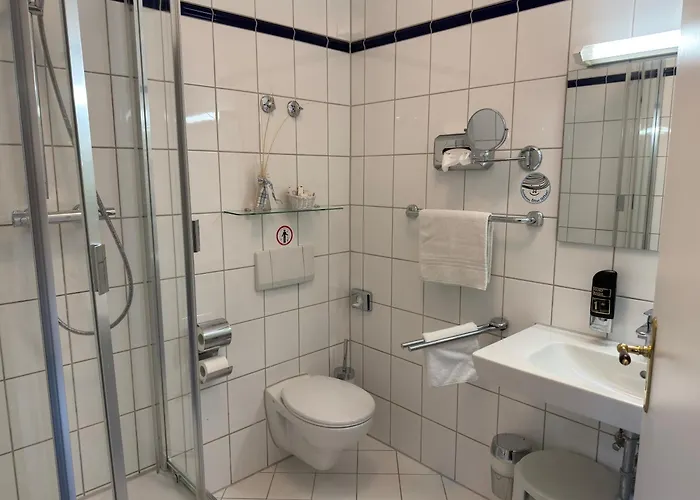 Hotel Strandhotel Sonnenburg 3*
