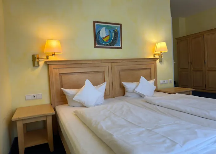 Strandhotel Sonnenburg 3*